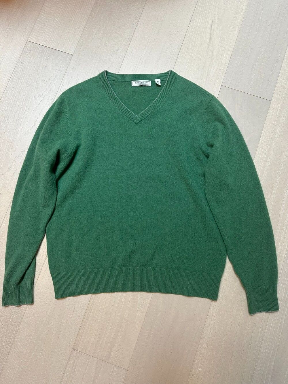 Williams & Kent Cashmere Sweater Cozy Luxe V Neck Heritage Layer M